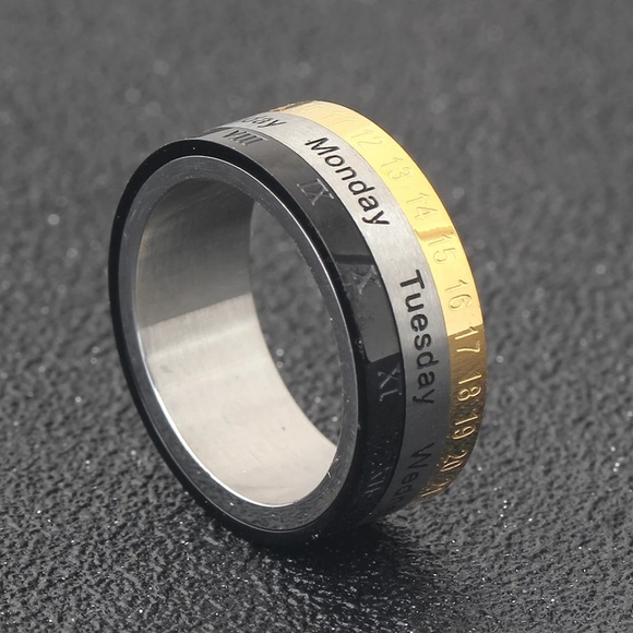 Ring - Picture 5 of 6